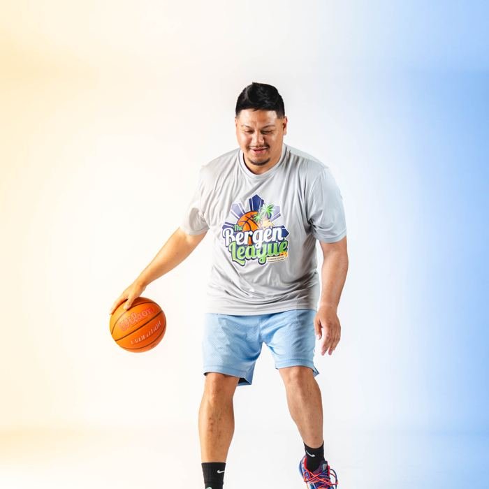 Media-day portrait, dribbling in grey